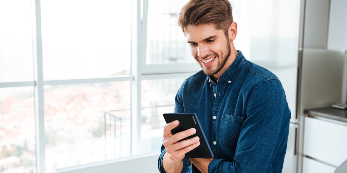 PocketBook Verse Pro: de nyeste e-læseteknologier i et kompakt format